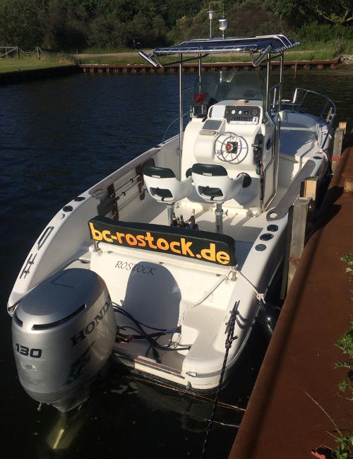 Bootscharter Rostock: Bootsverleih - geführte Bootstouren - Bootsservice